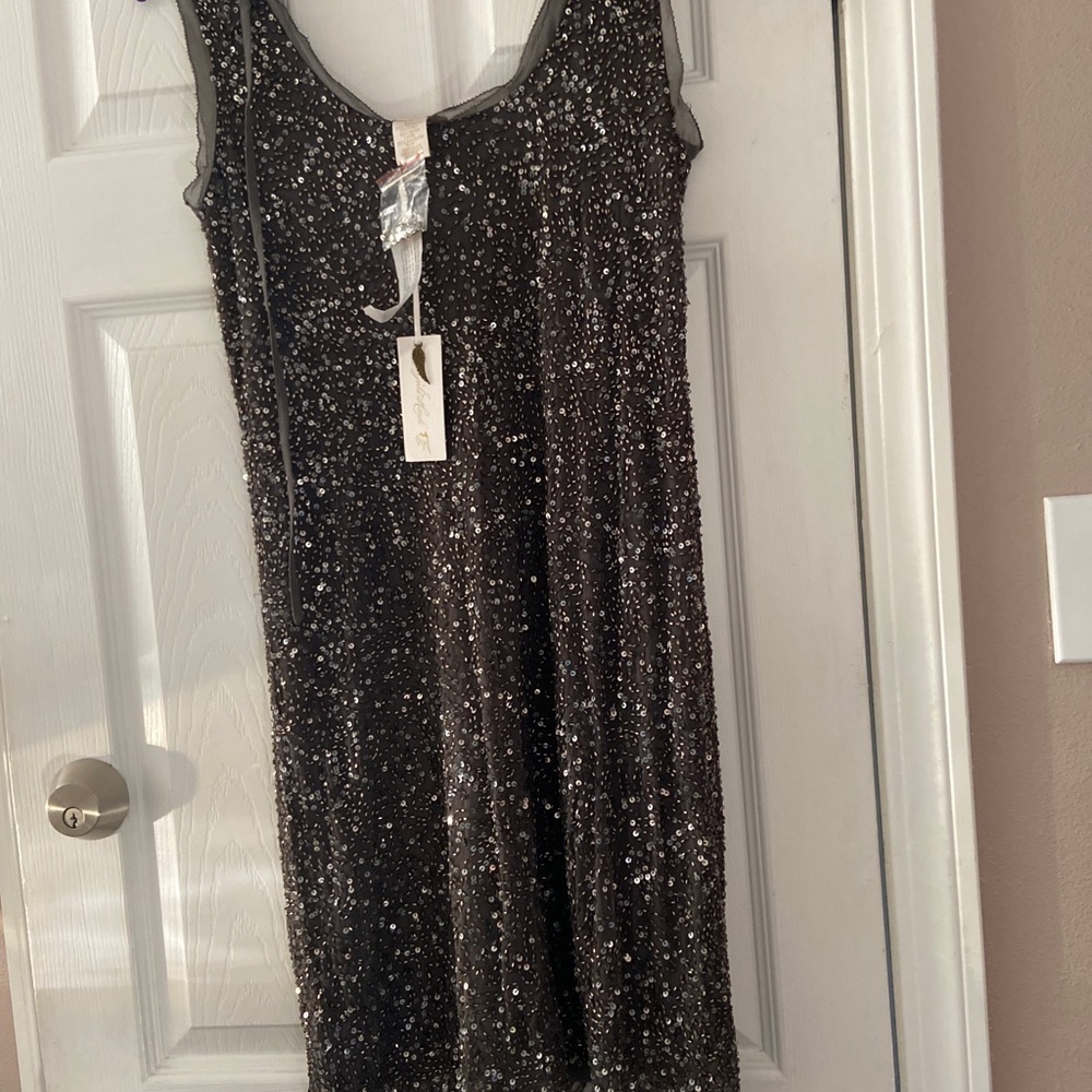 Gold Hawk Sequin Beaded dress NWT size SMALL